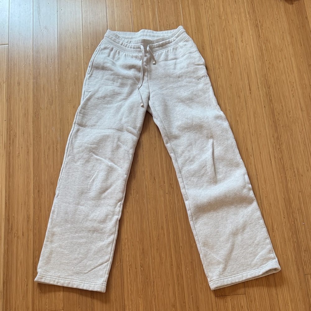 Aritzia Kids Cream Sweatpants with Drawstring